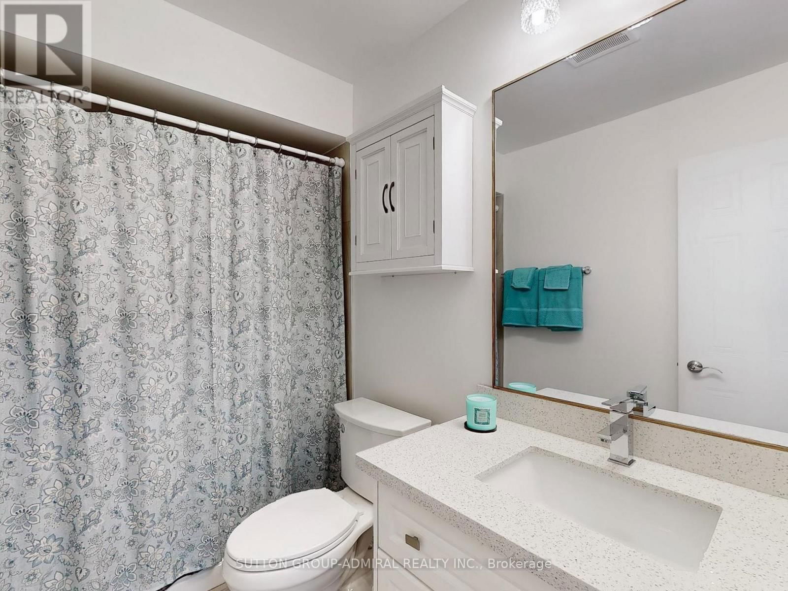101 GLEN CRESCENT Image 22