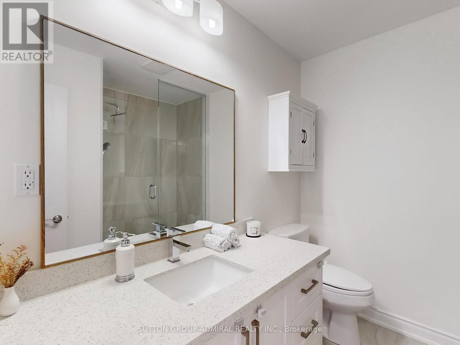101 GLEN CRESCENT Image 26