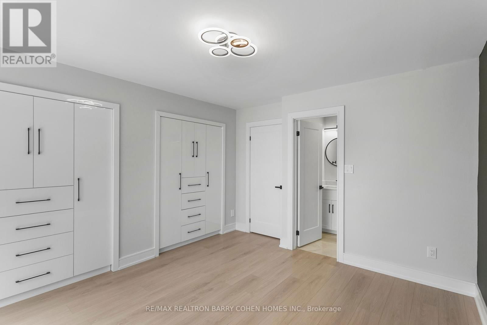 21 - 21 GALLERIA PARKWAY Image 14