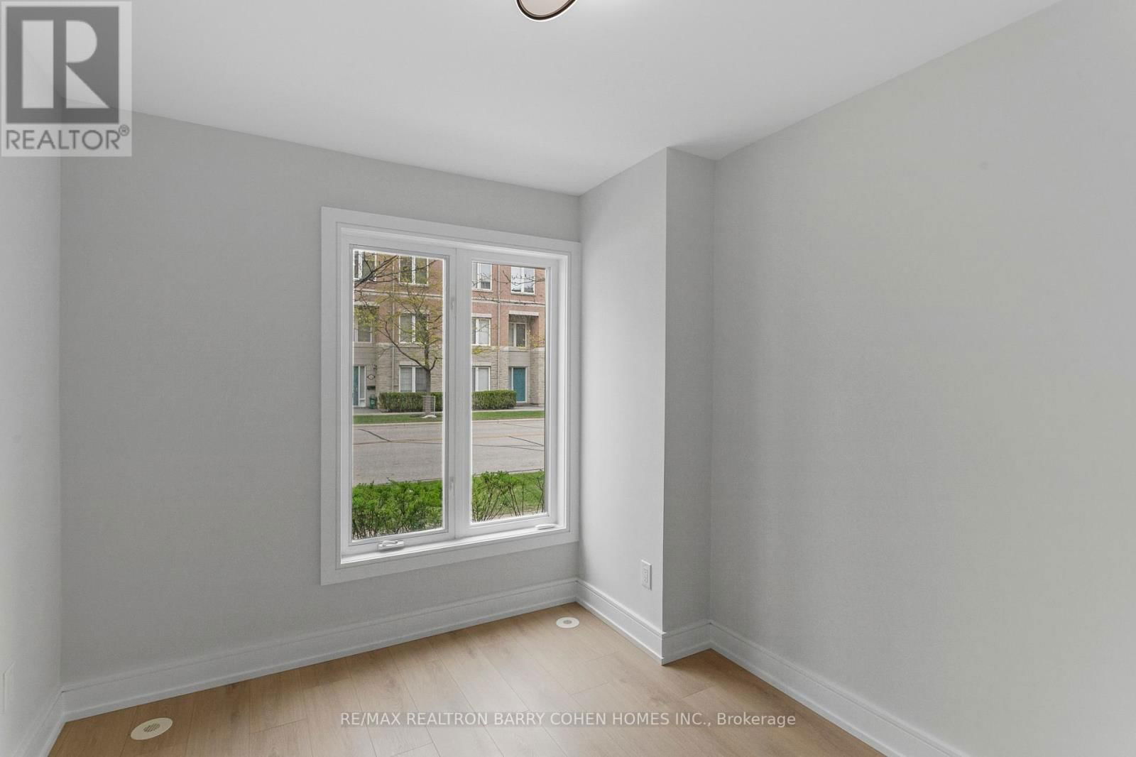 21 - 21 GALLERIA PARKWAY Image 20
