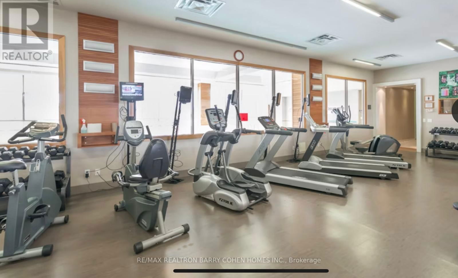 21 - 21 GALLERIA PARKWAY Image 34