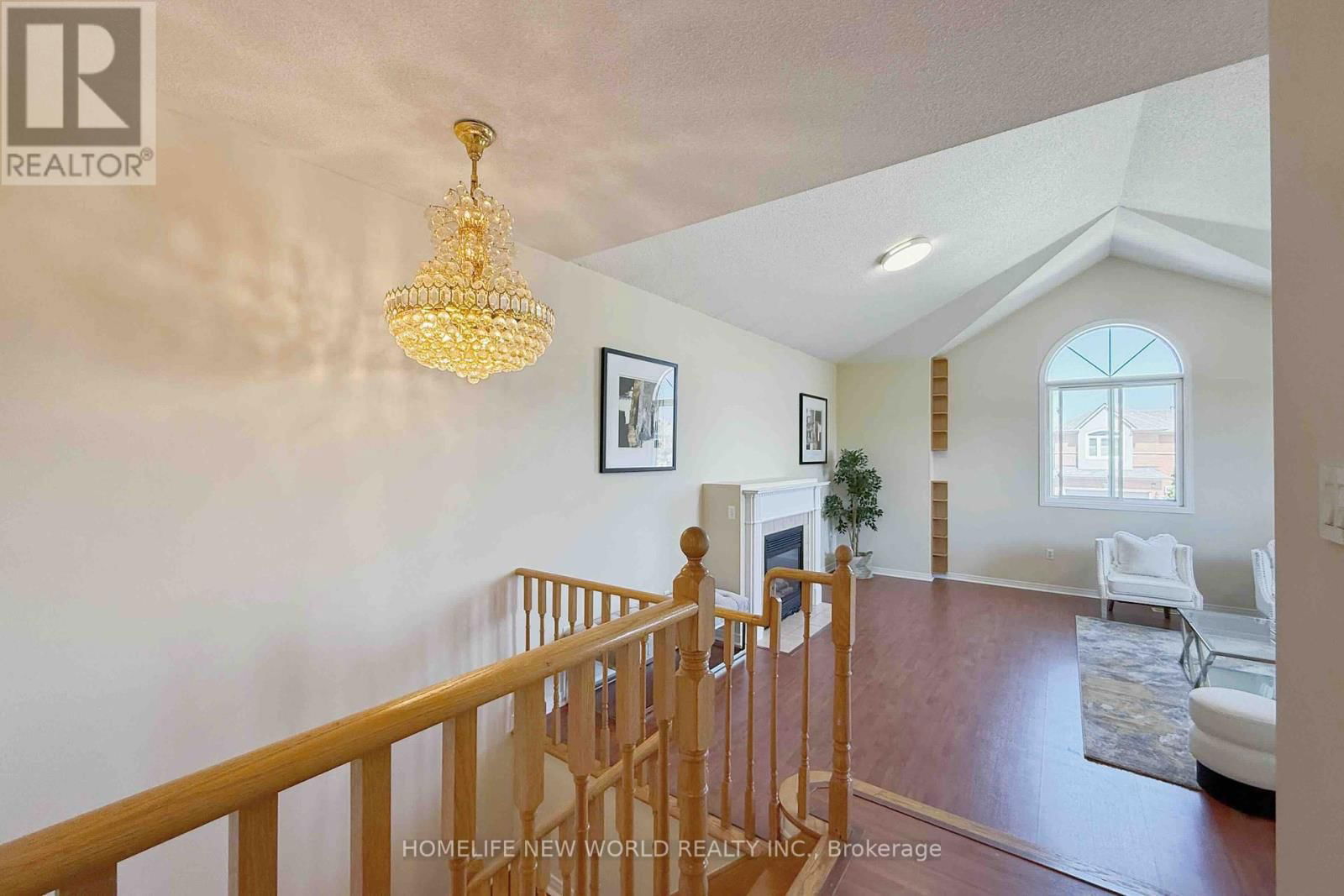 1 SYLWOOD CRESCENT Image 22
