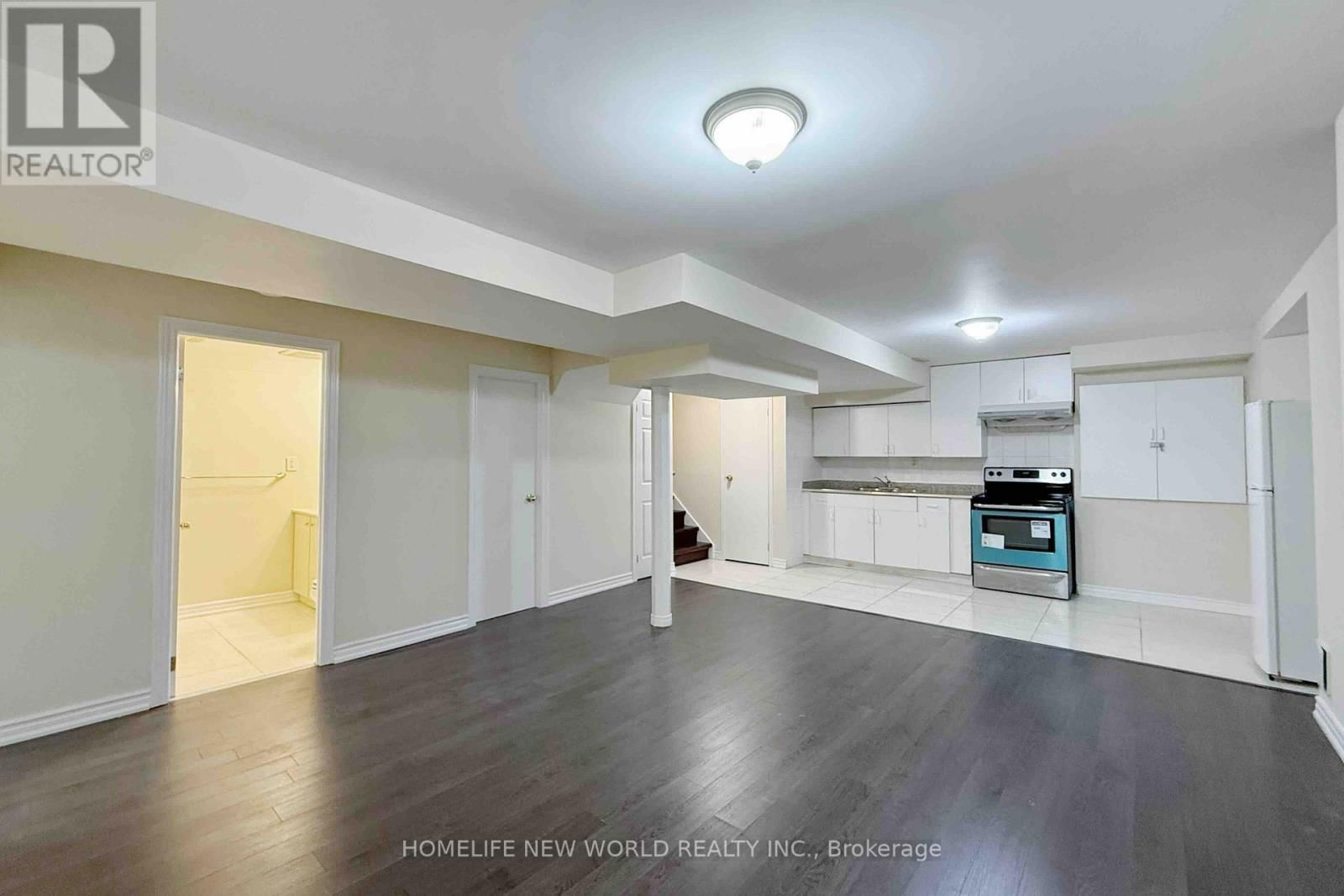 1 SYLWOOD CRESCENT Image 36