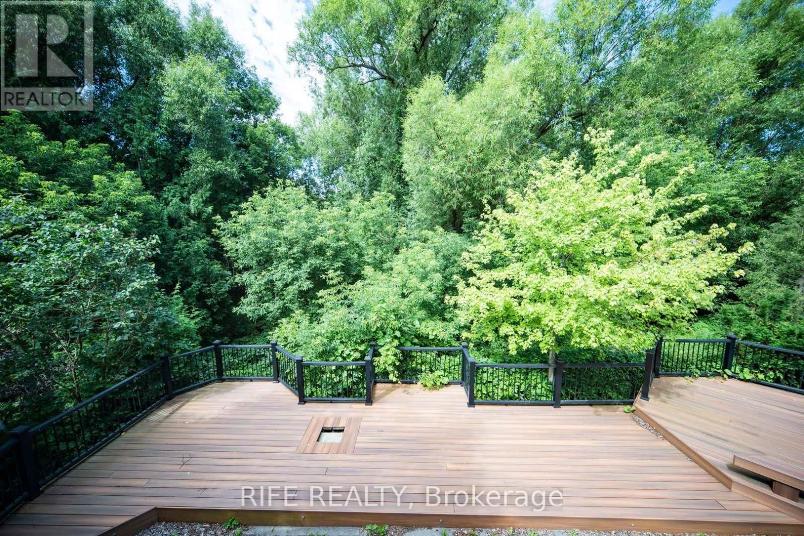 37 BURNDENFORD CRESCENT Image 5
