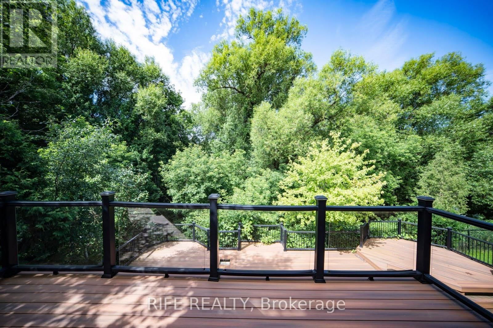 37 BURNDENFORD CRESCENT Image 7