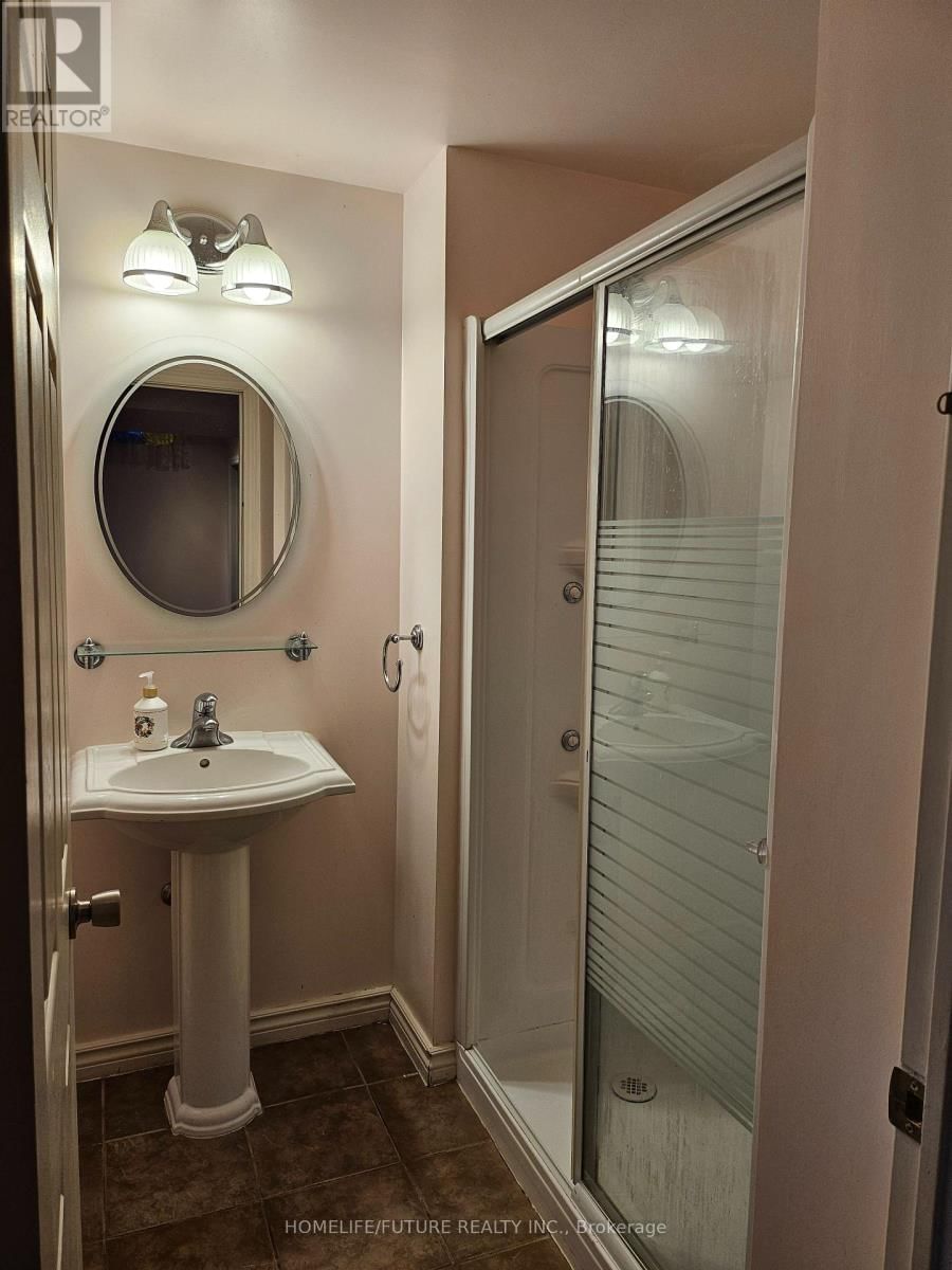 Bsmt - 9 WHITE CEDAR DRIVE Image 12