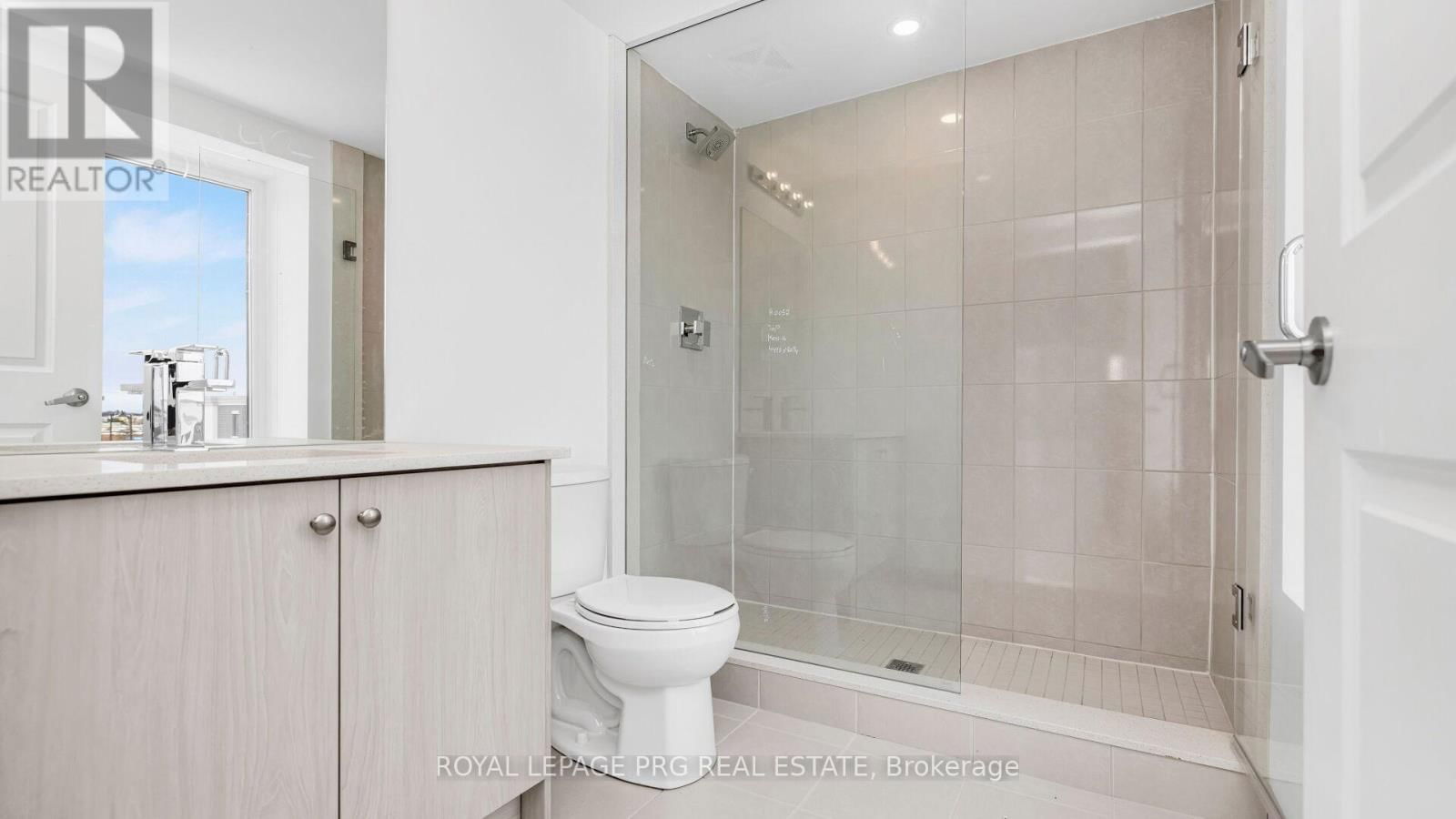 19 SUNBURY LANE Image 16