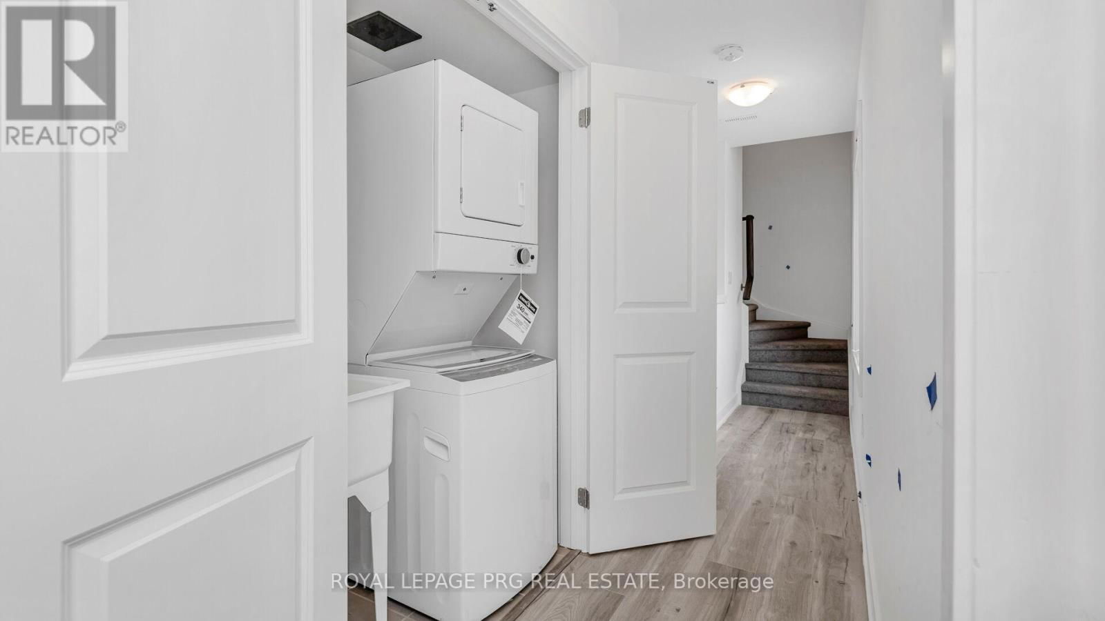 19 SUNBURY LANE Image 5