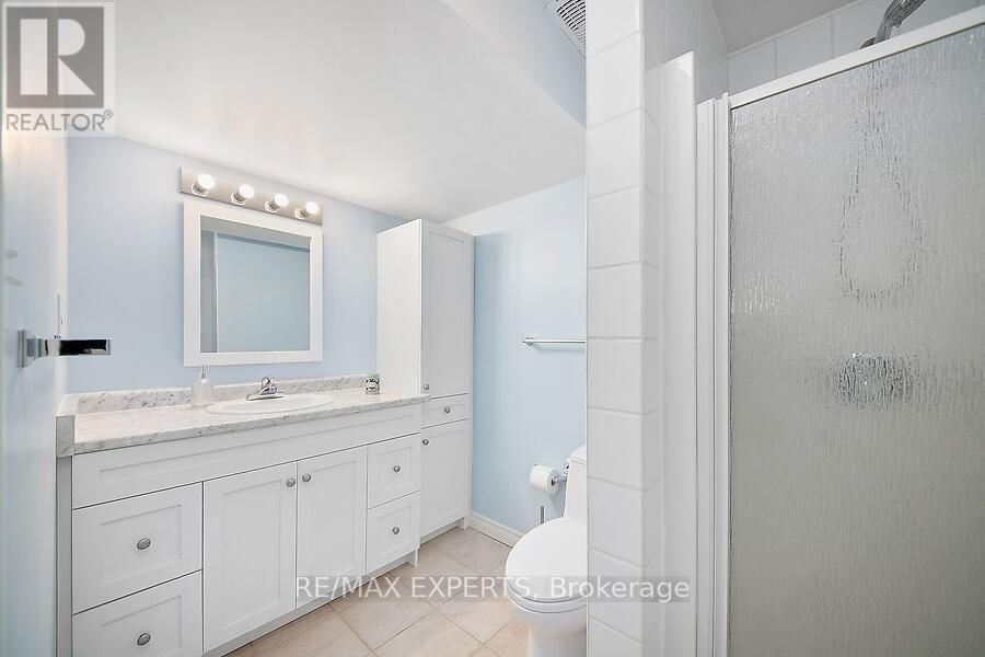 2104 GALLOWAY STREET Image 23