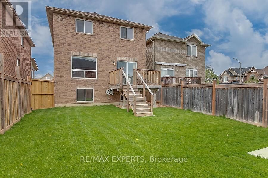 2104 GALLOWAY STREET Image 24