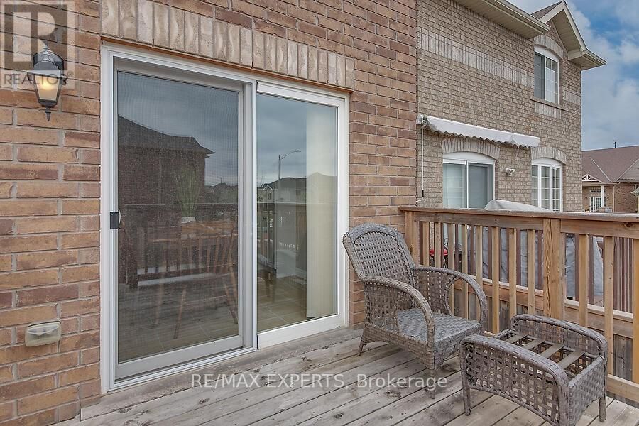 2104 GALLOWAY STREET Image 25