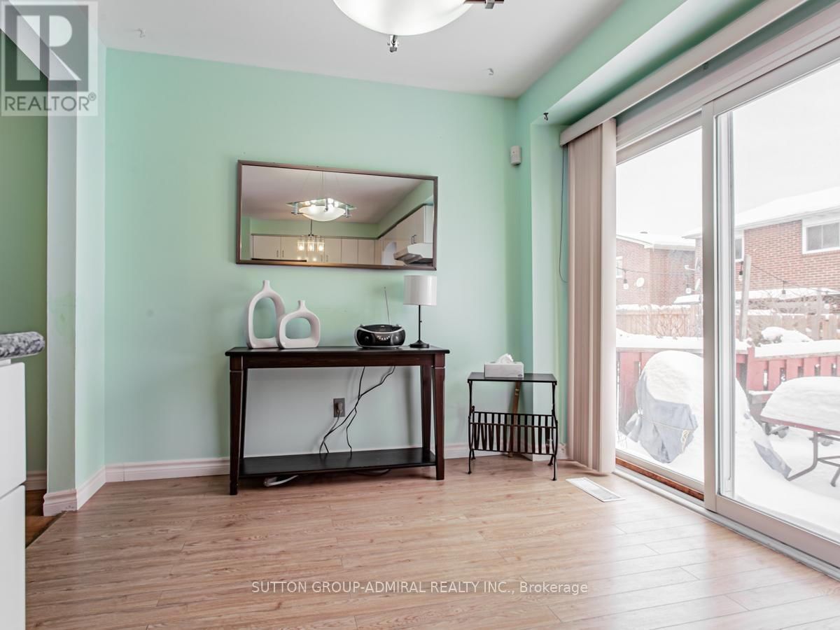 74 BOB O'LINK AVENUE Image 14