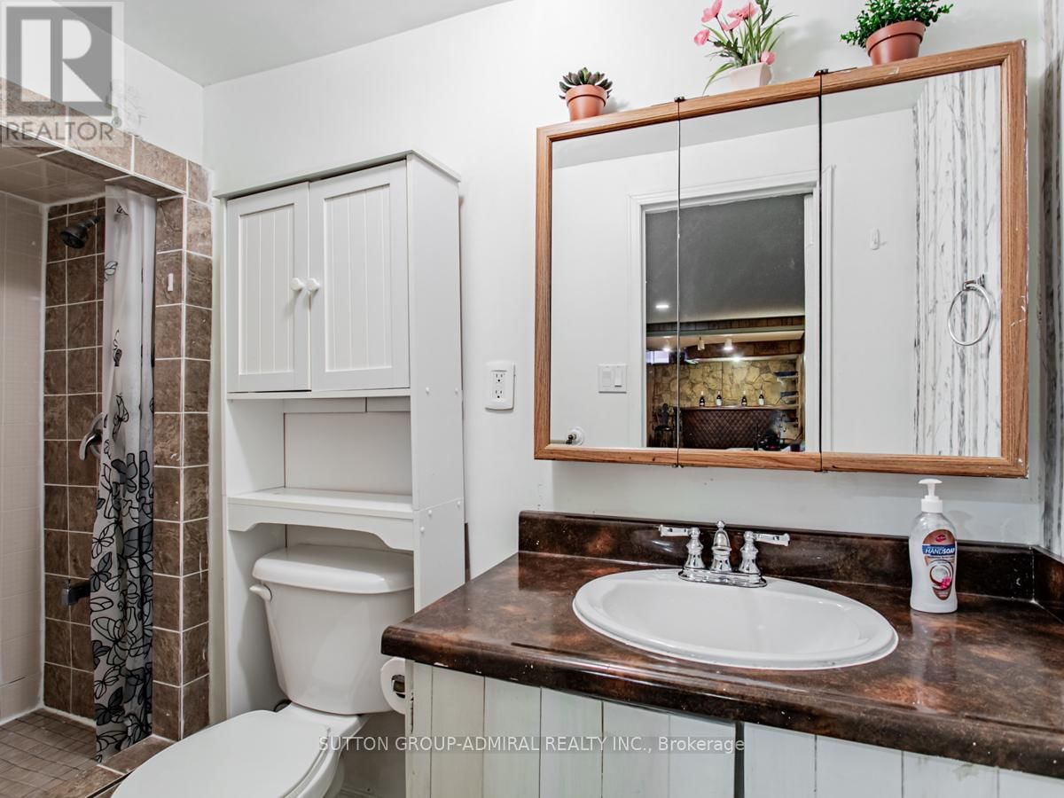74 BOB O'LINK AVENUE Image 32
