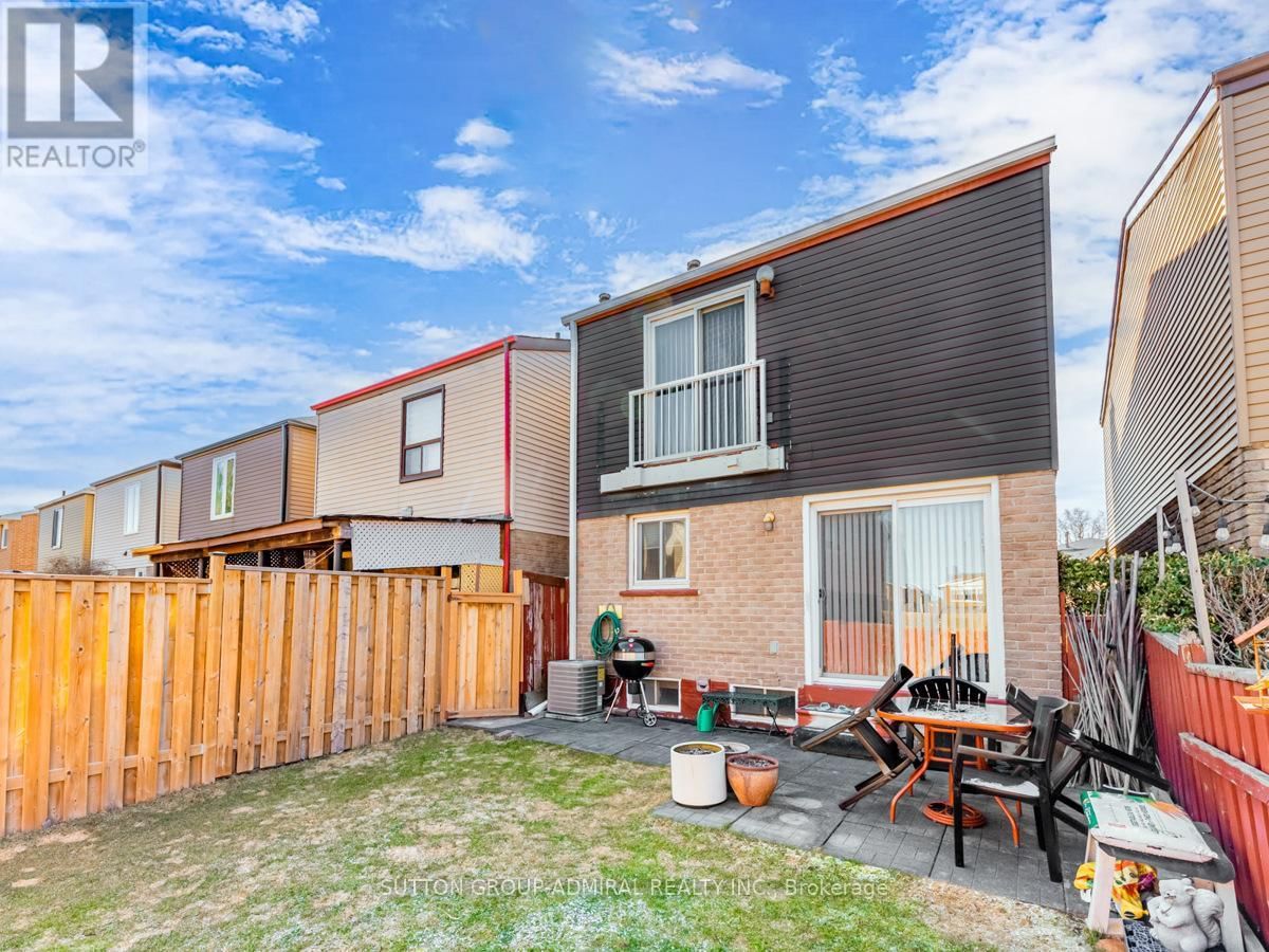 74 BOB O'LINK AVENUE Image 36