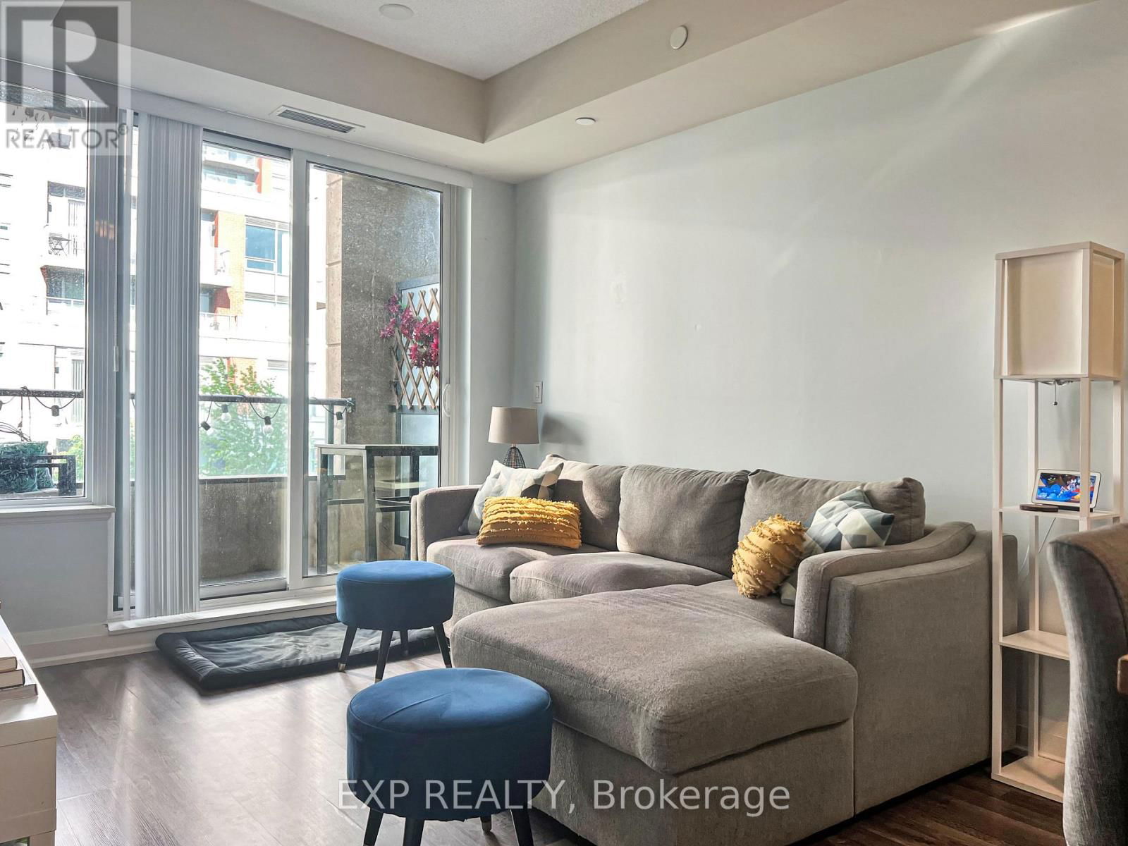 315 - 18 UPTOWN DRIVE Image 10