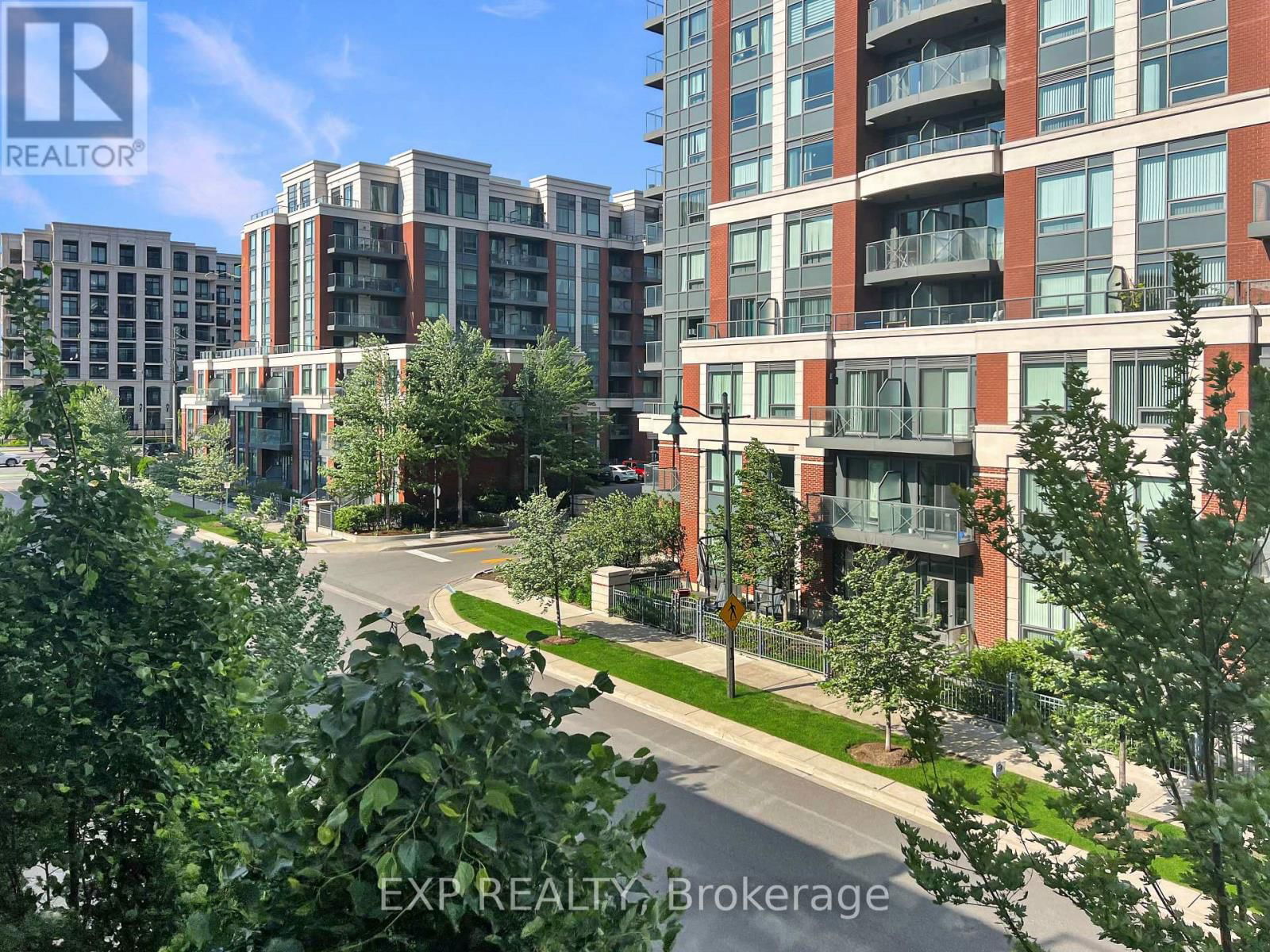 315 - 18 UPTOWN DRIVE Image 16