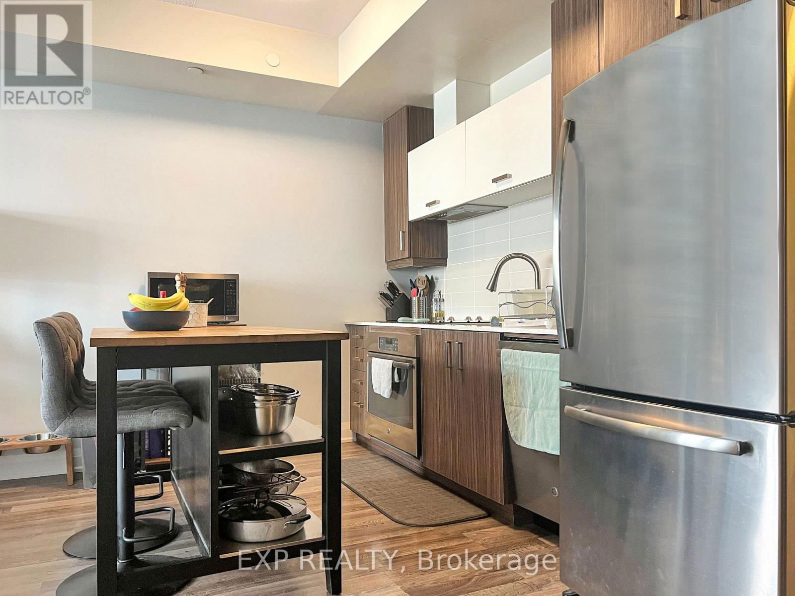 315 - 18 UPTOWN DRIVE Image 7