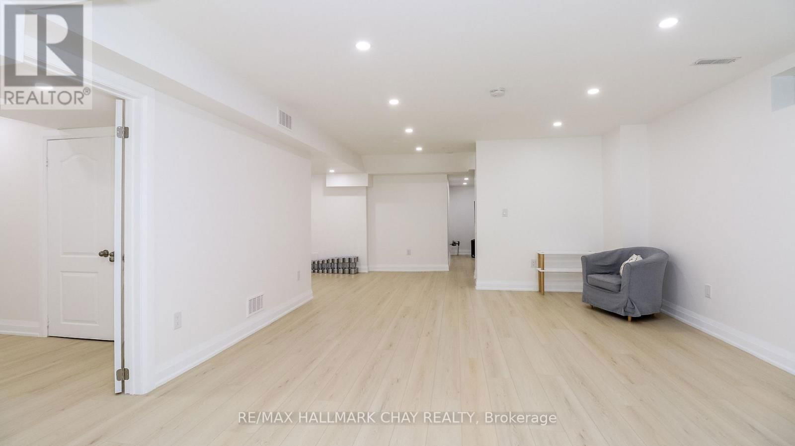 137 MEADOWHAWK TRAIL Image 39