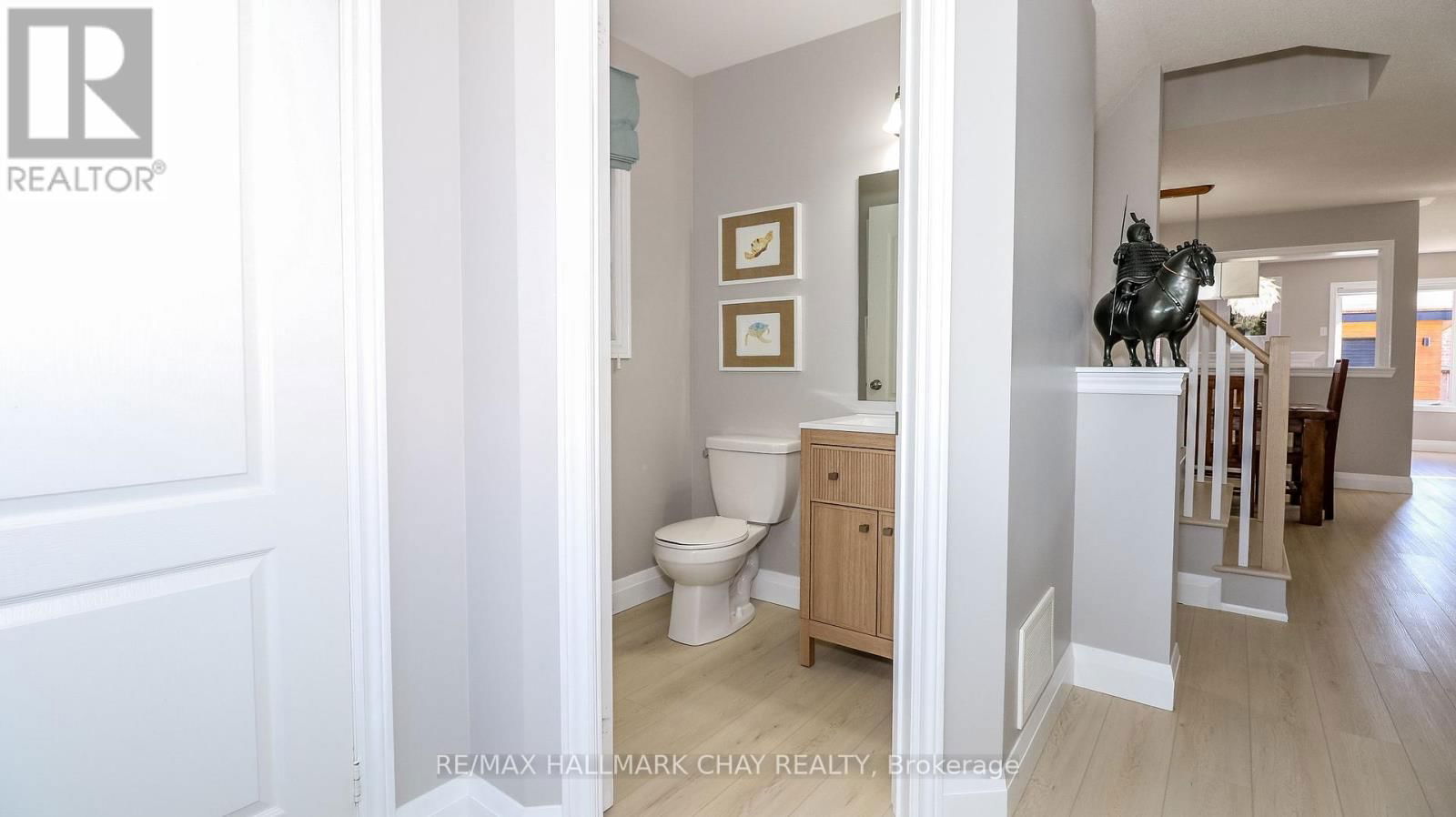 137 MEADOWHAWK TRAIL Image 6