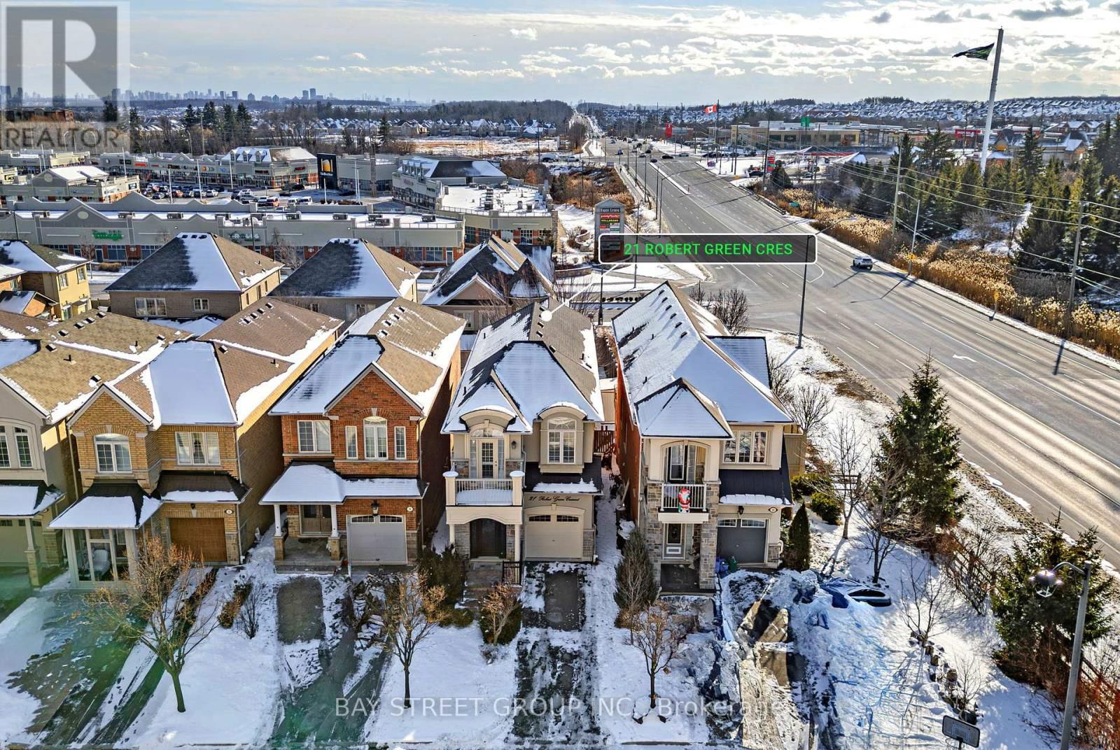 21 ROBERT GREEN CRESCENT Image 2
