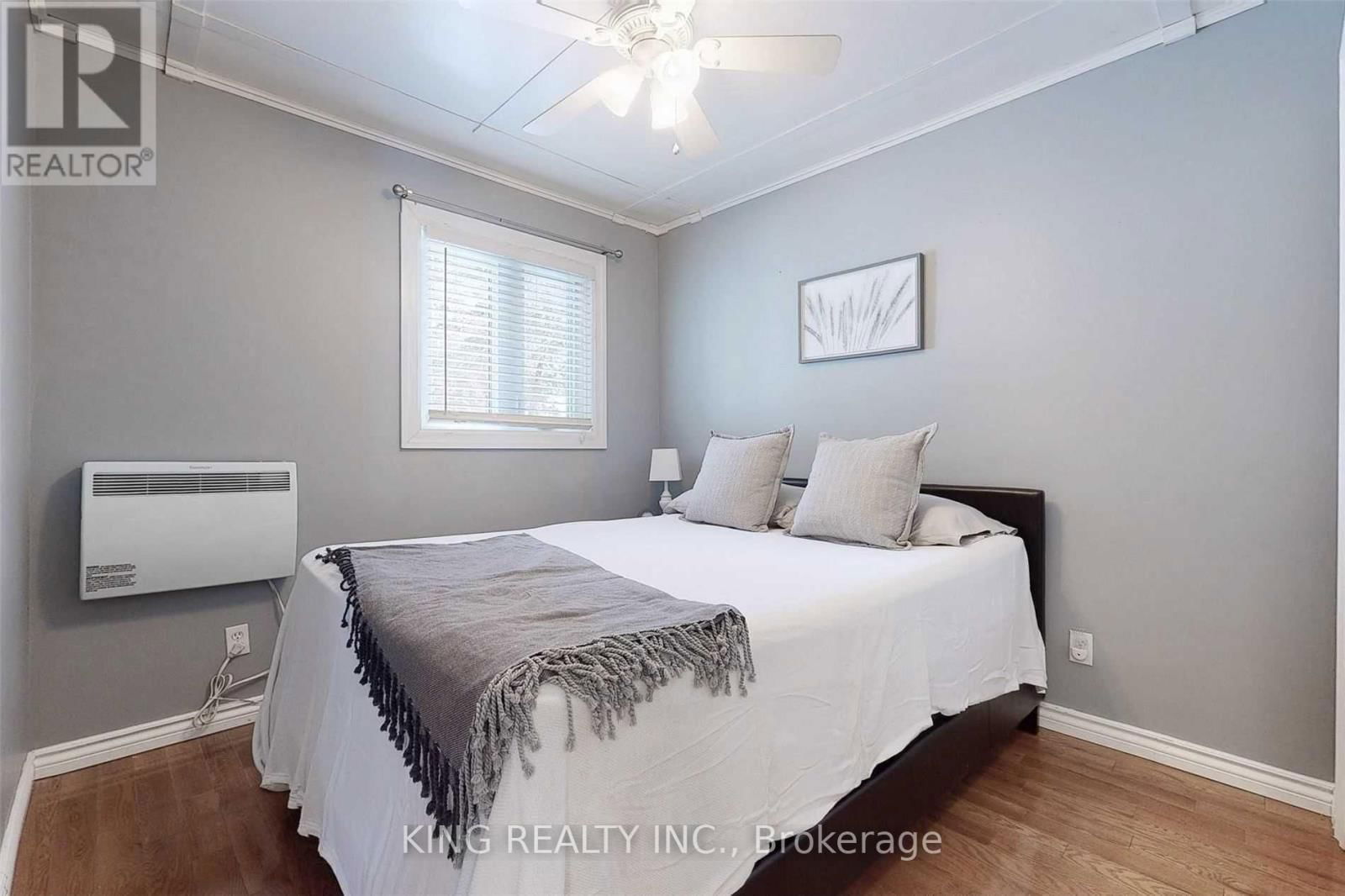 674 CHESTNUT STREET NORTH Image 18