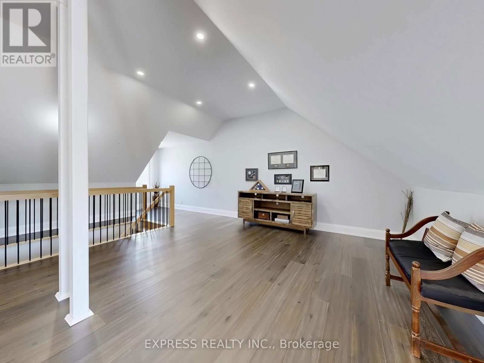 5517 SIDE RD 30 Image 28