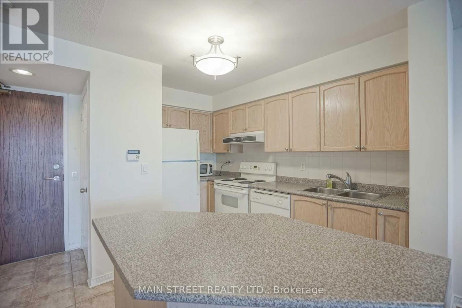 308 - 23 ONEIDA CRESCENT Image 4