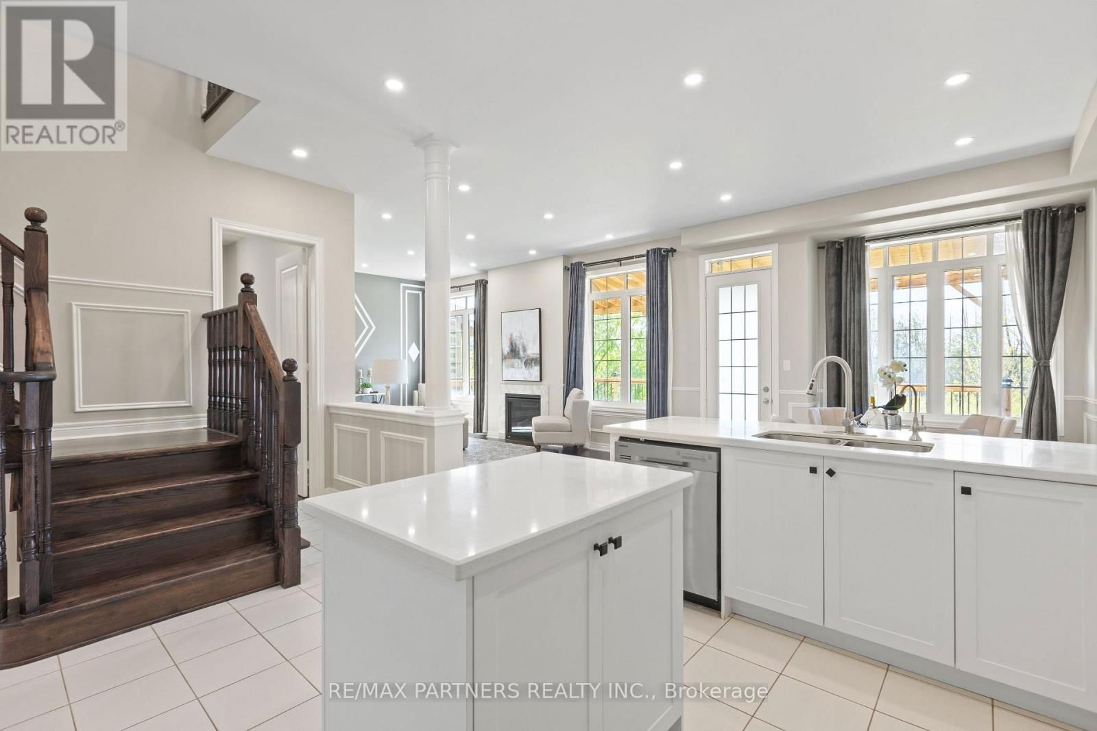 283 BAKER HILL BOULEVARD Image 18