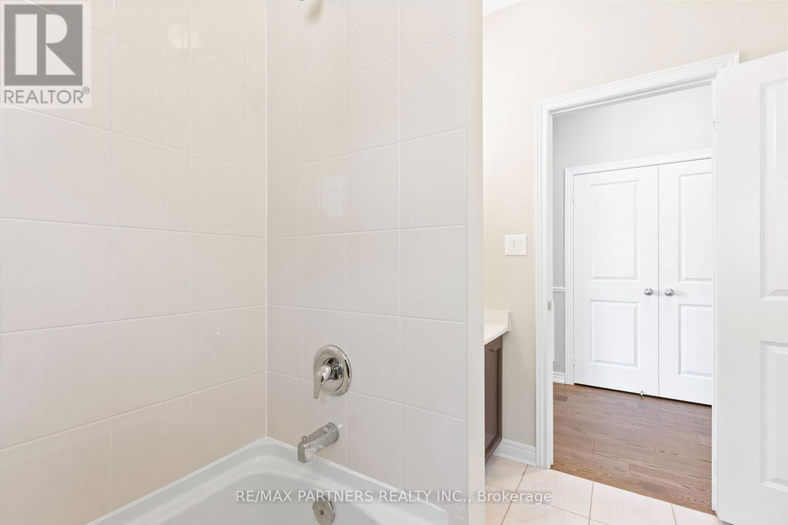 283 BAKER HILL BOULEVARD Image 37
