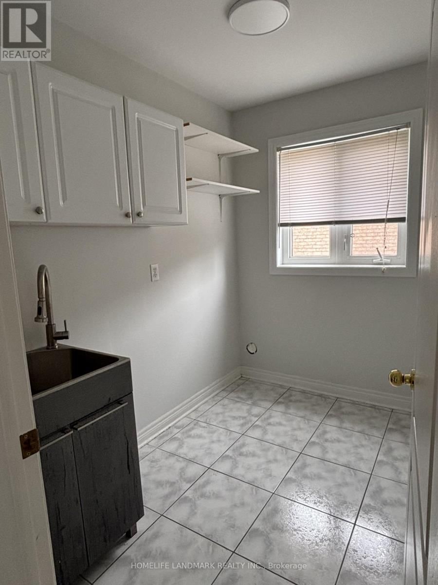 1 HILLWOOD STREET Image 11