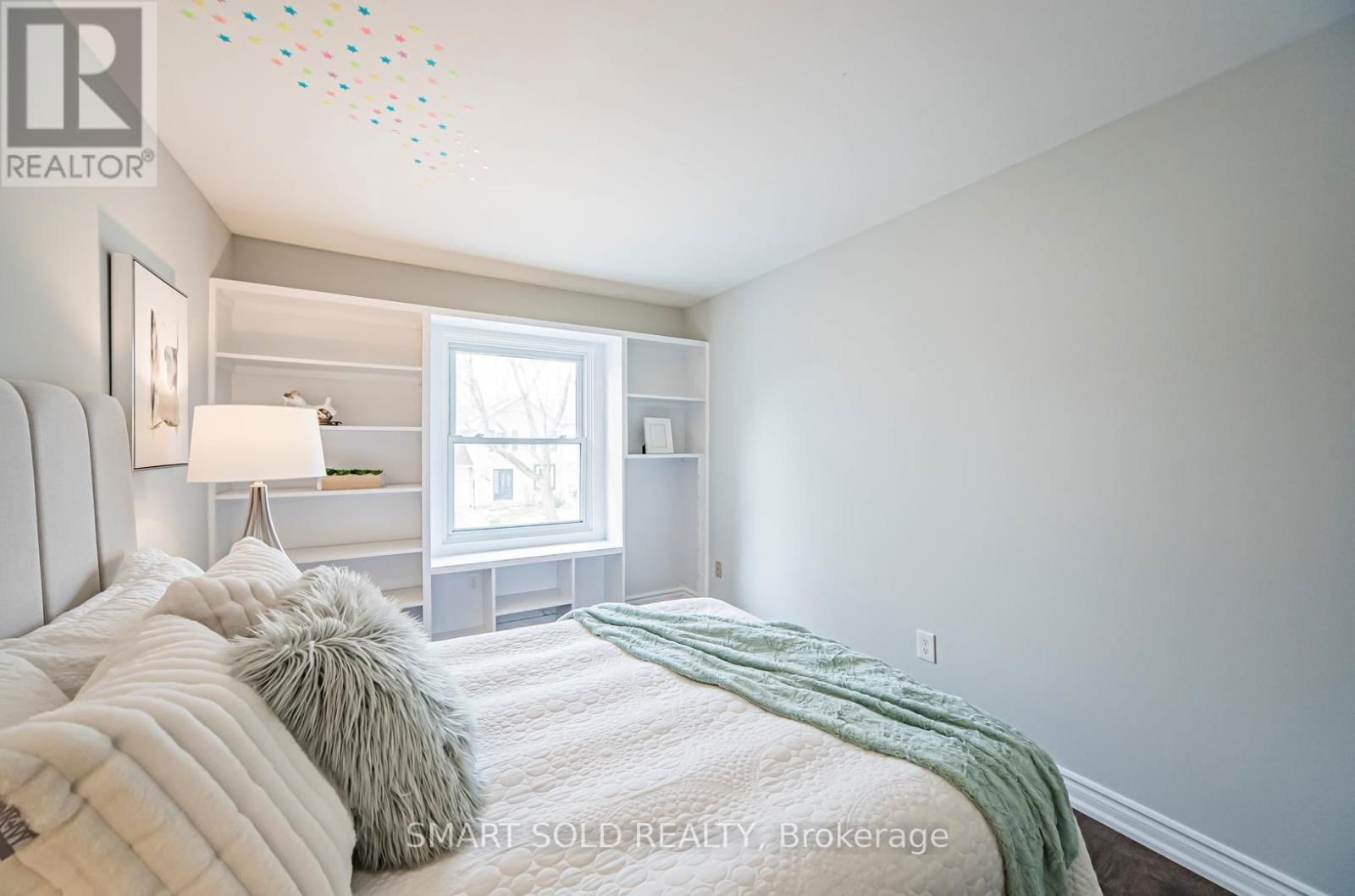 23 PARKLAND COURT Image 34