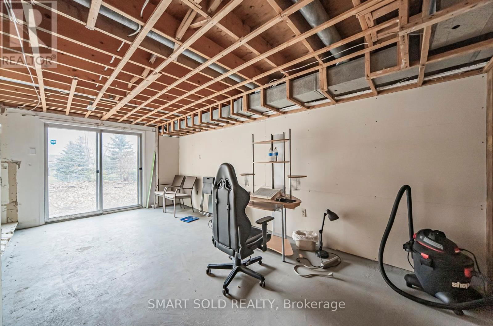 23 PARKLAND COURT Image 38