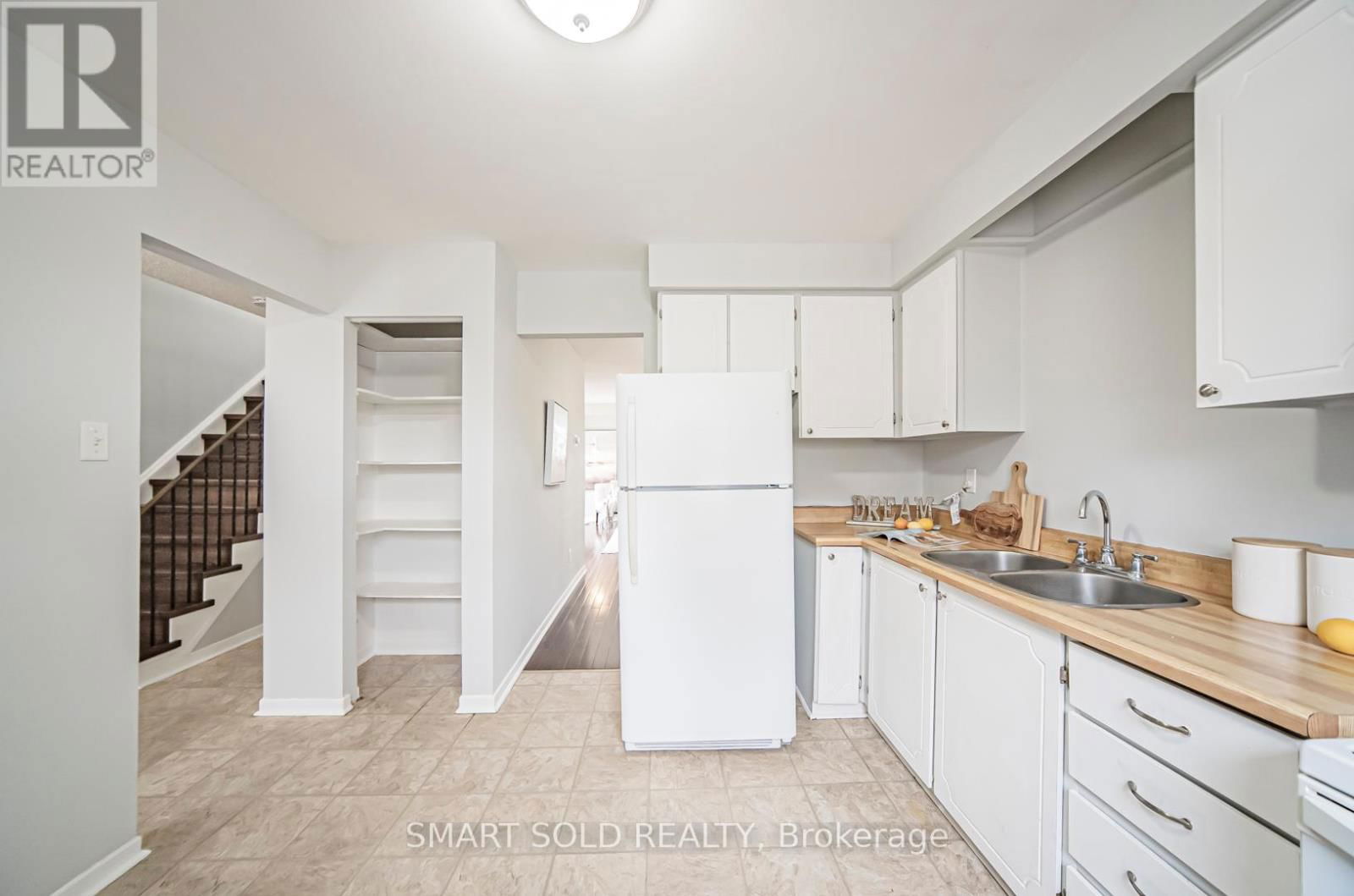 23 PARKLAND COURT Image 8