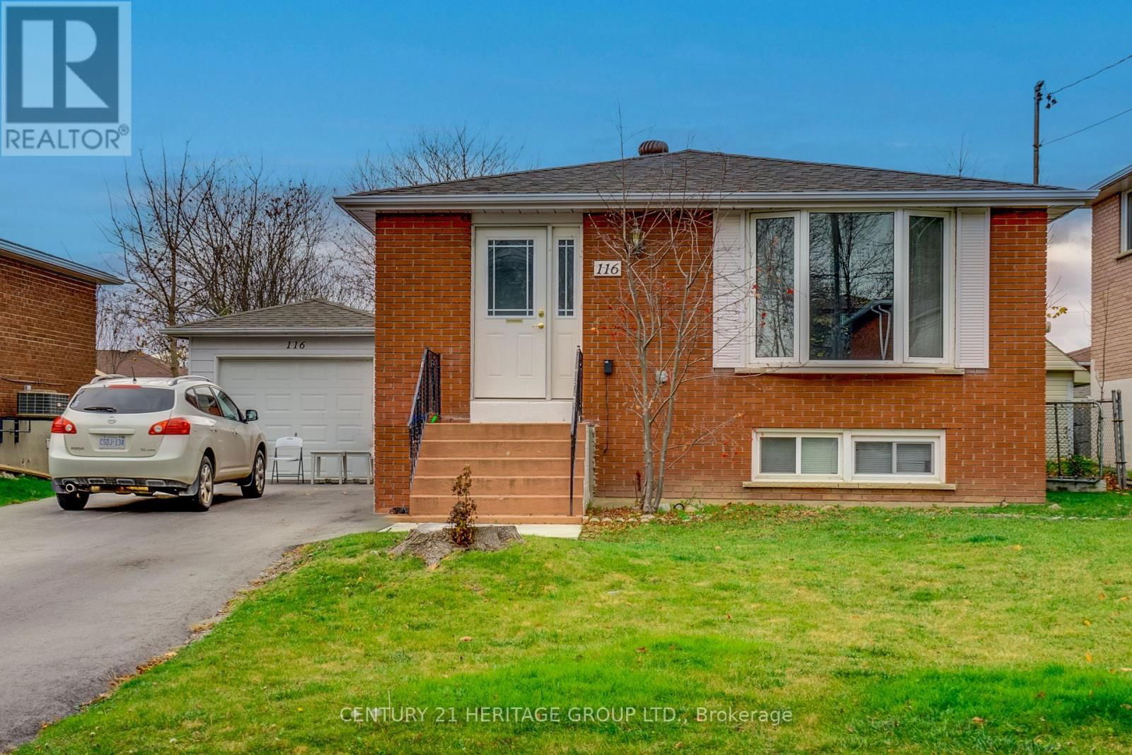 116 - 116 LUXURY AVENUE Image 1