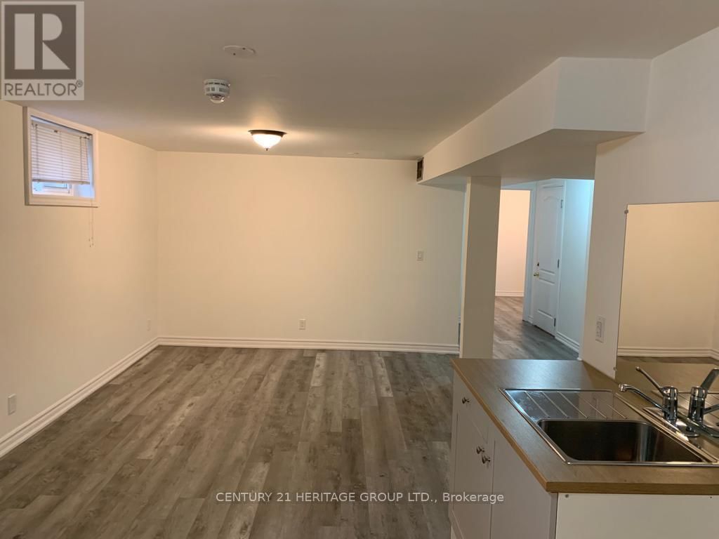 116 - 116 LUXURY AVENUE Image 3