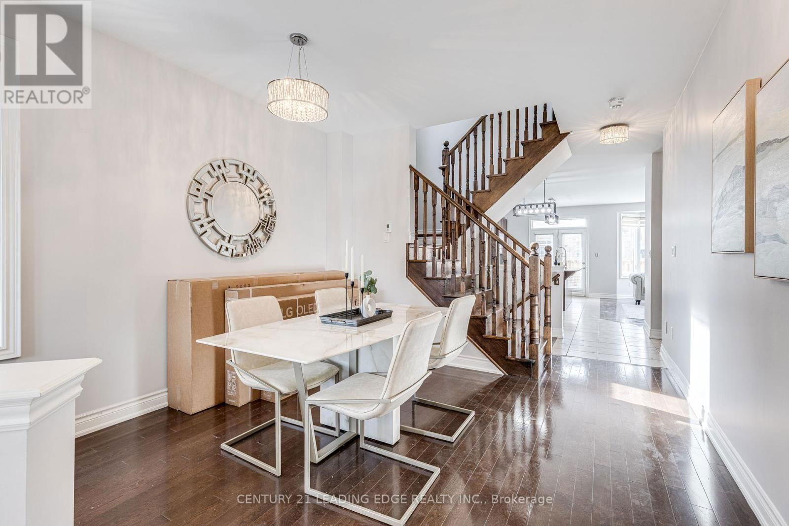 102 MACTIER DRIVE Image 10