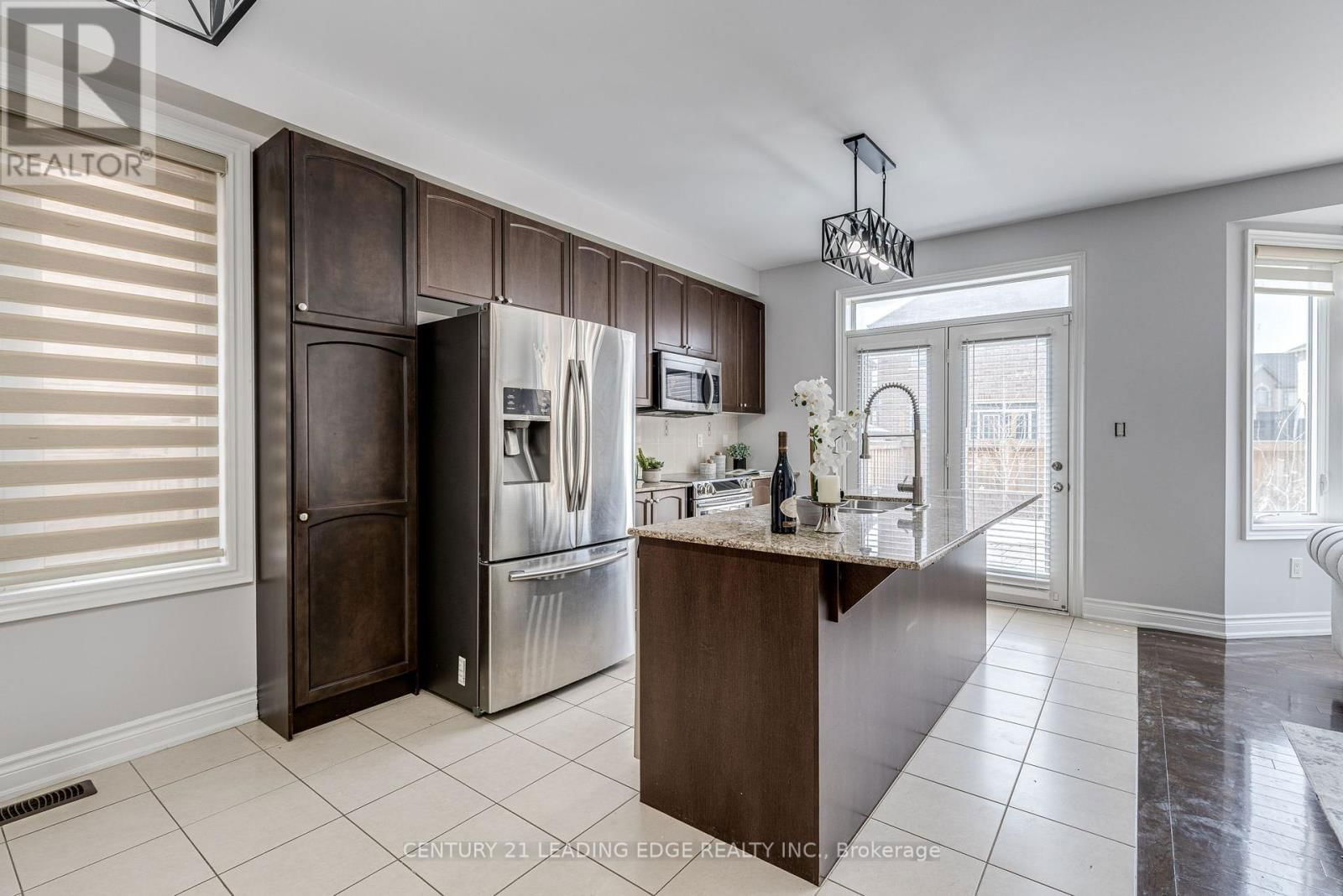 102 MACTIER DRIVE Image 5