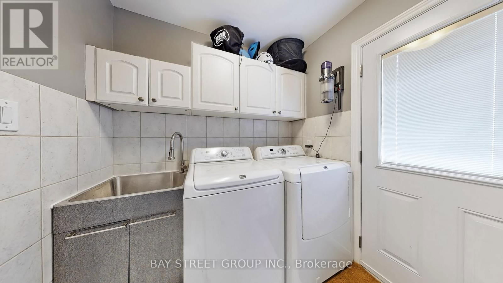 57 LONGWATER CHASE Image 18