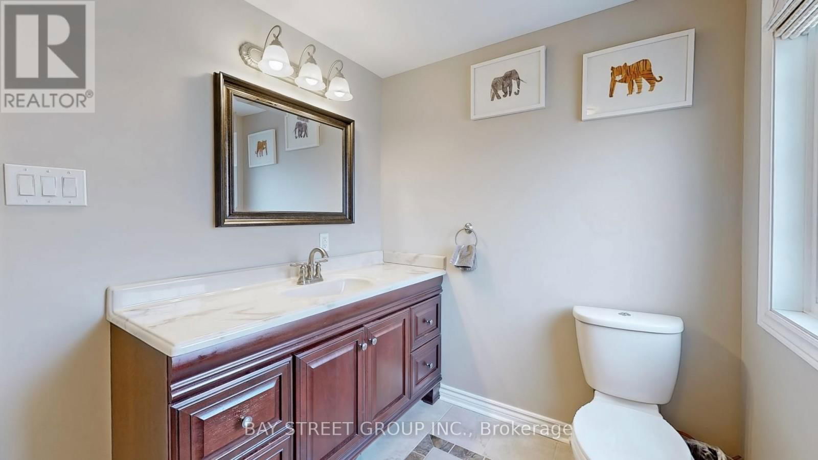 57 LONGWATER CHASE Image 33
