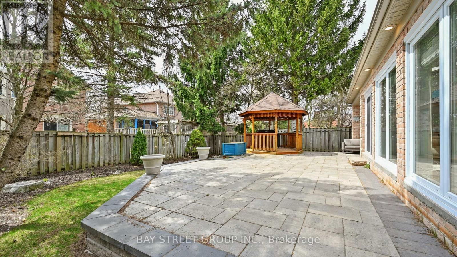 57 LONGWATER CHASE Image 41