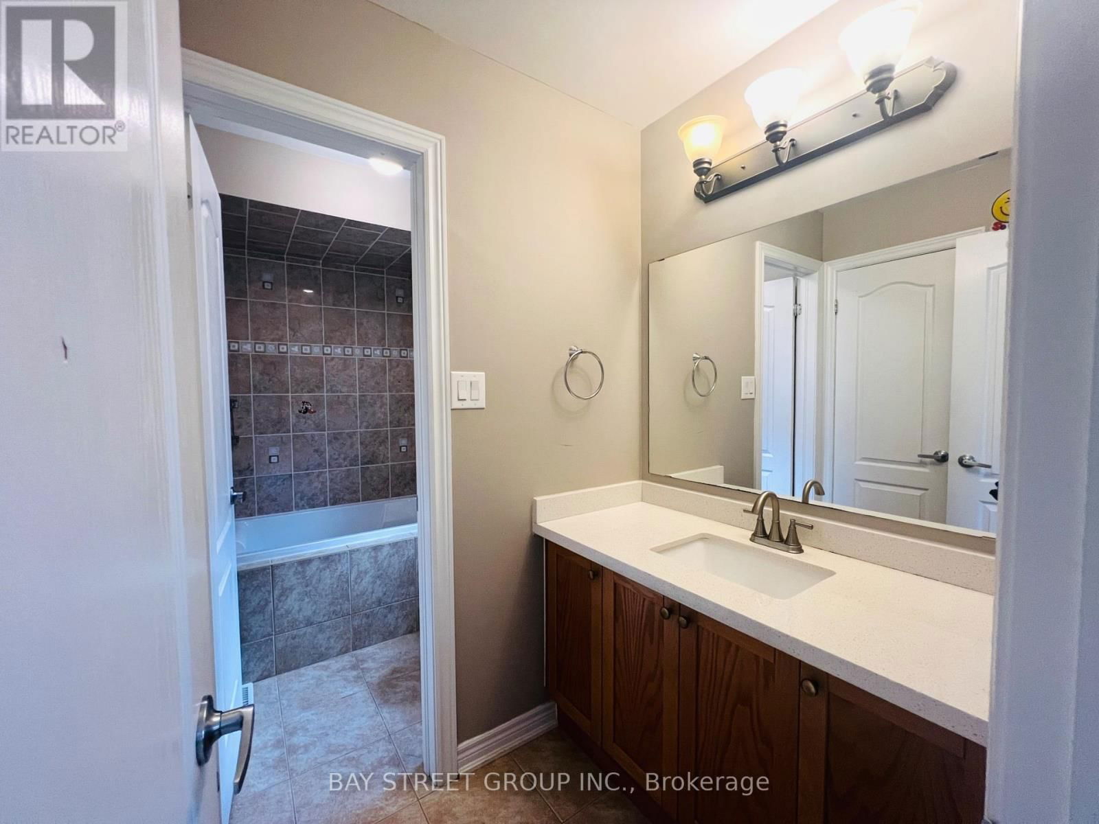 88 HALLDORSON AVENUE Image 20