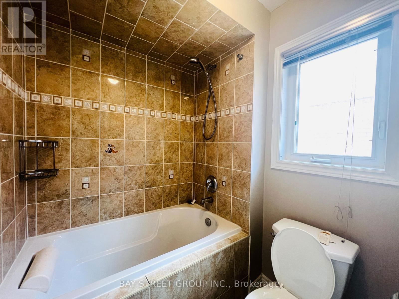 88 HALLDORSON AVENUE Image 24