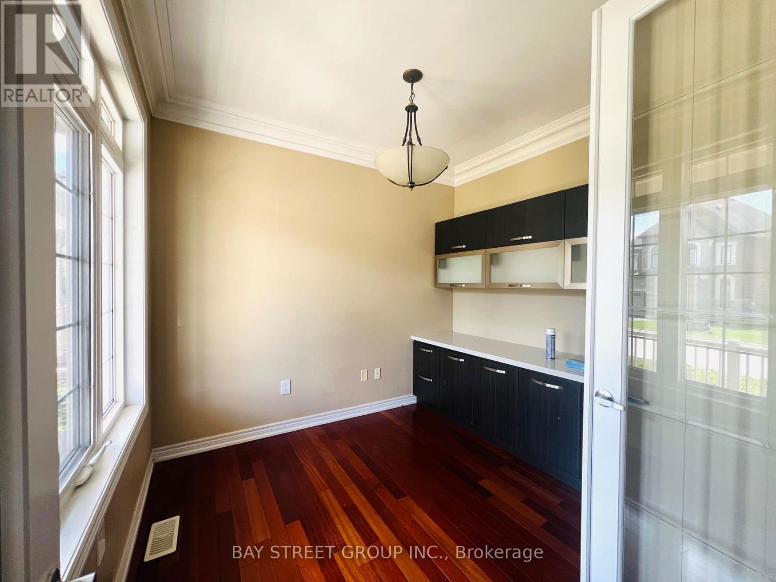 88 HALLDORSON AVENUE Image 3