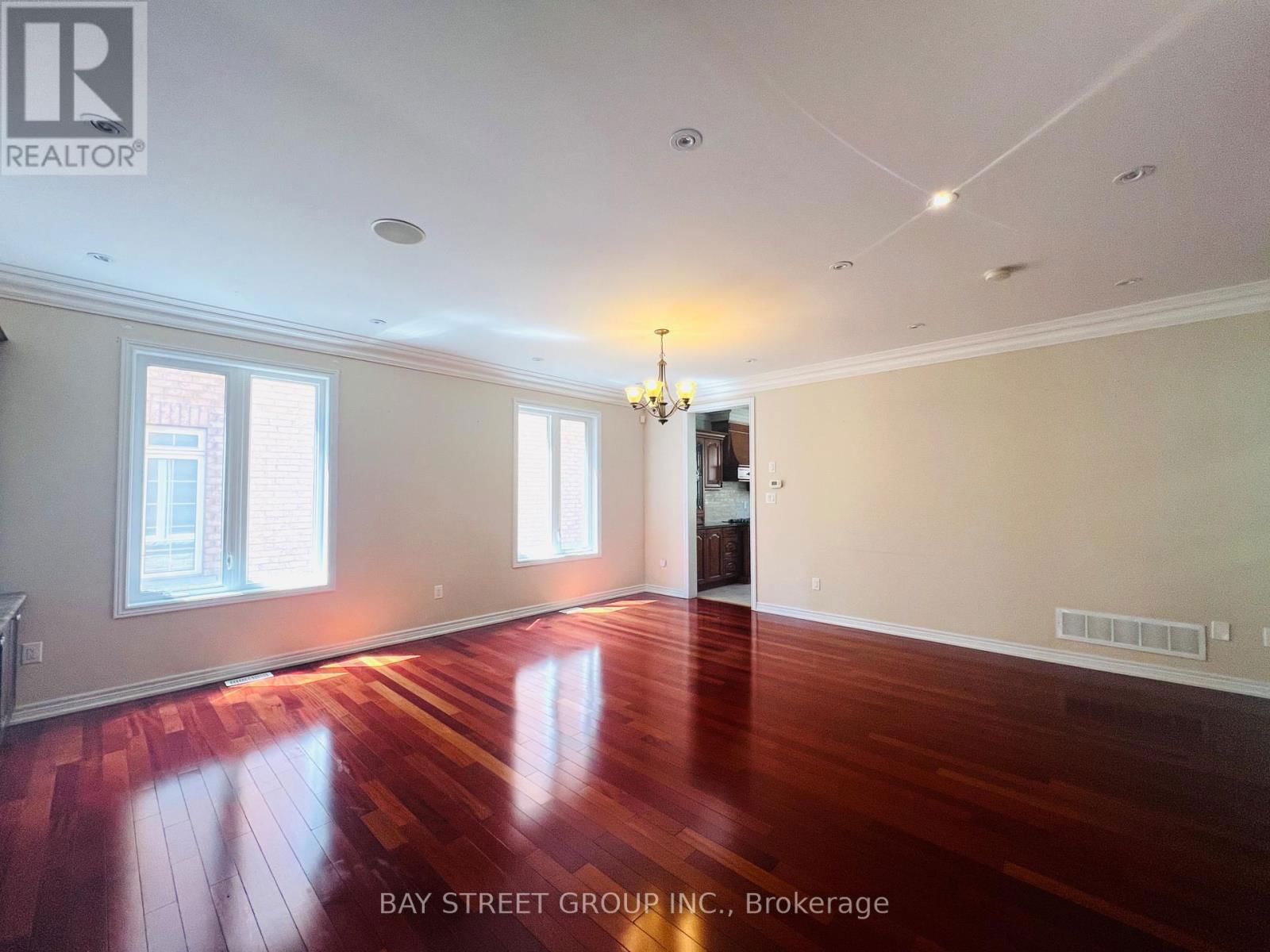 88 HALLDORSON AVENUE Image 6