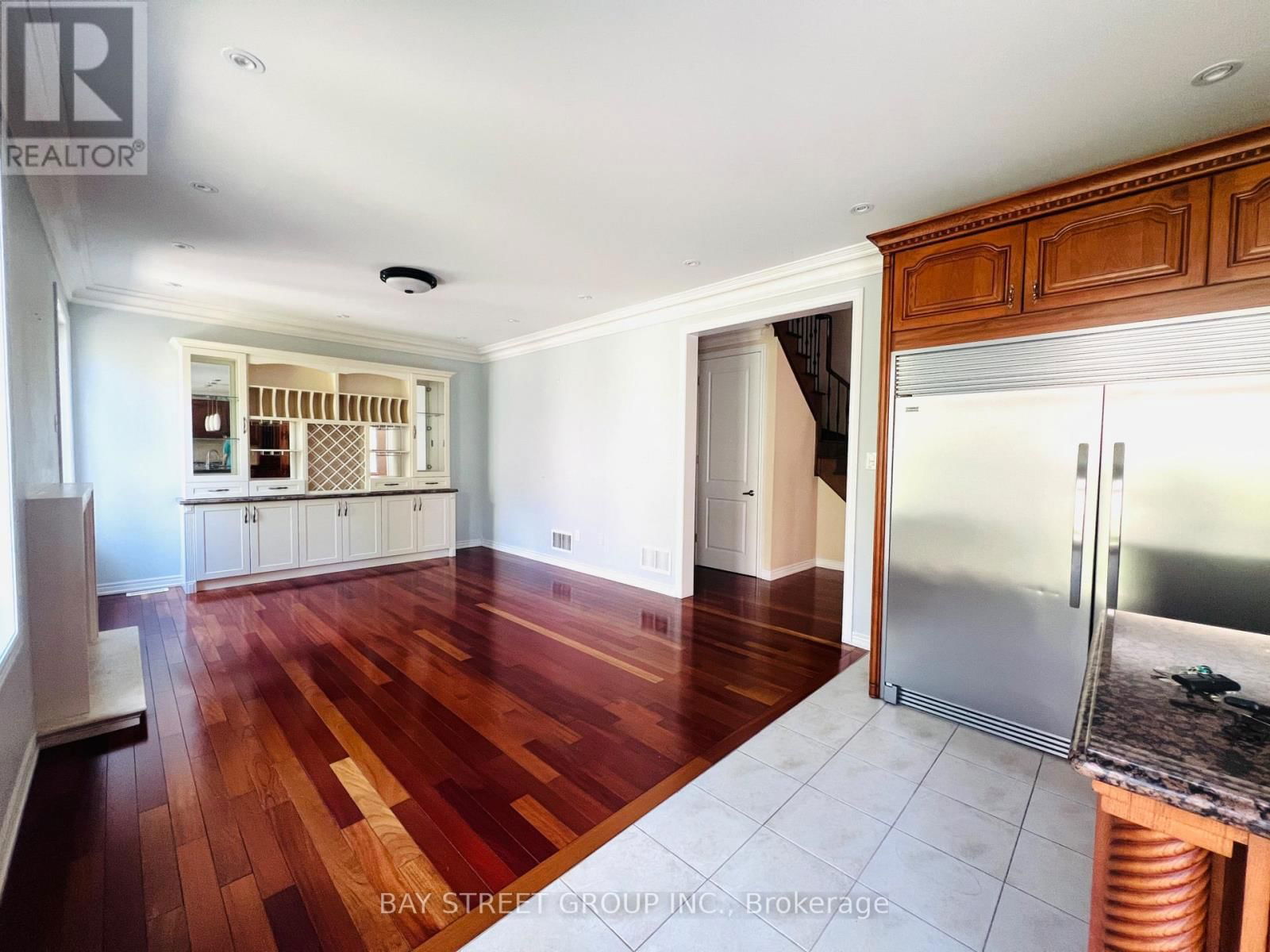 88 HALLDORSON AVENUE Image 7