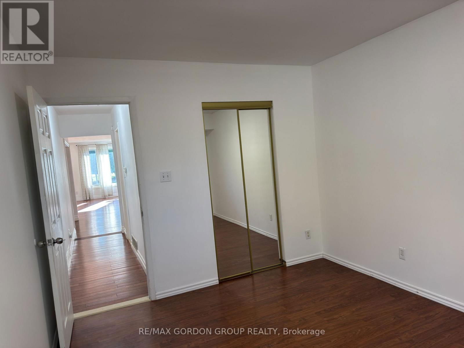 MAIN - 111 BAYVIEW PARKWAY Image 15