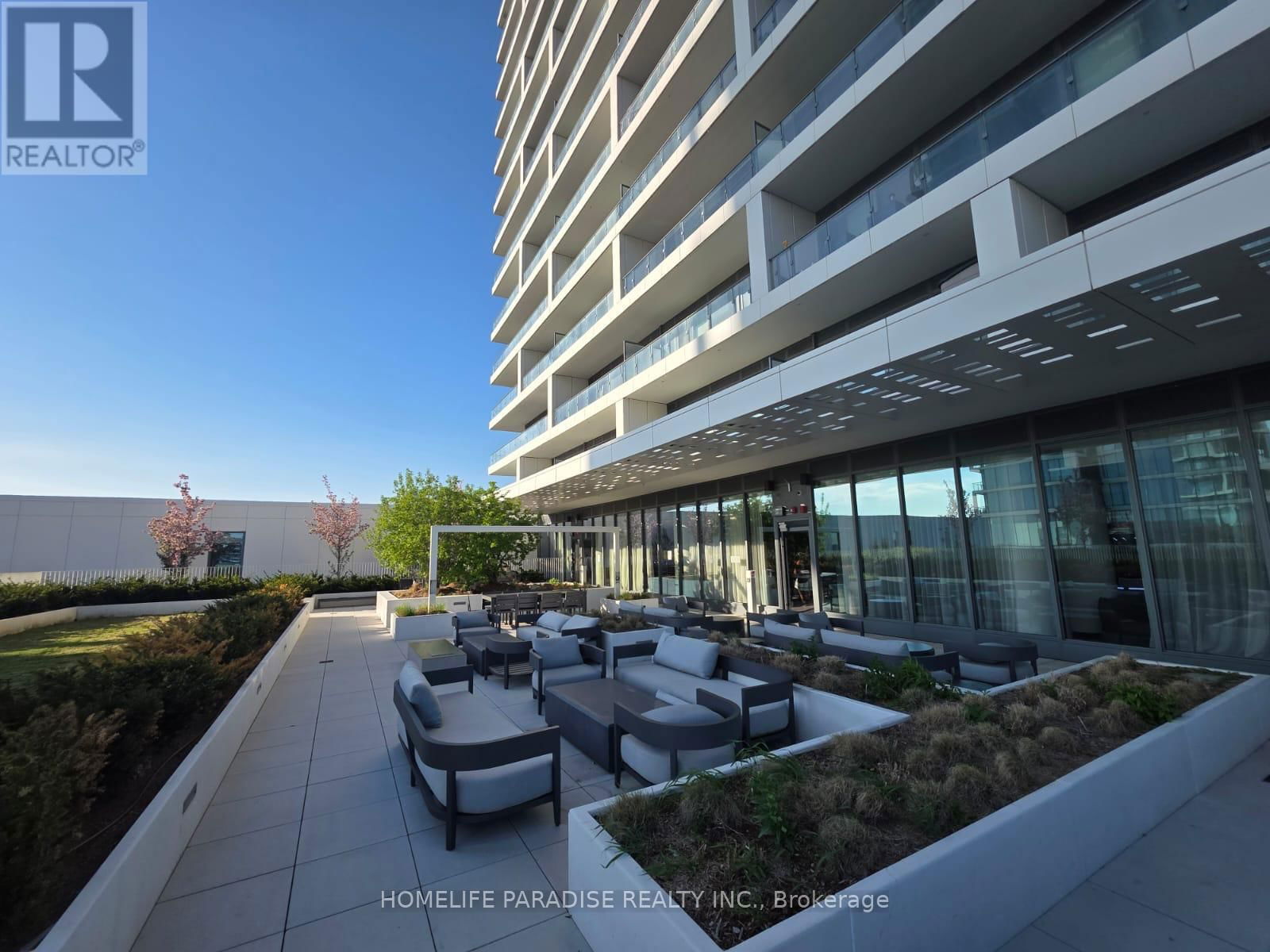 812 - 950 PORTAGE PARKWAY Image 27