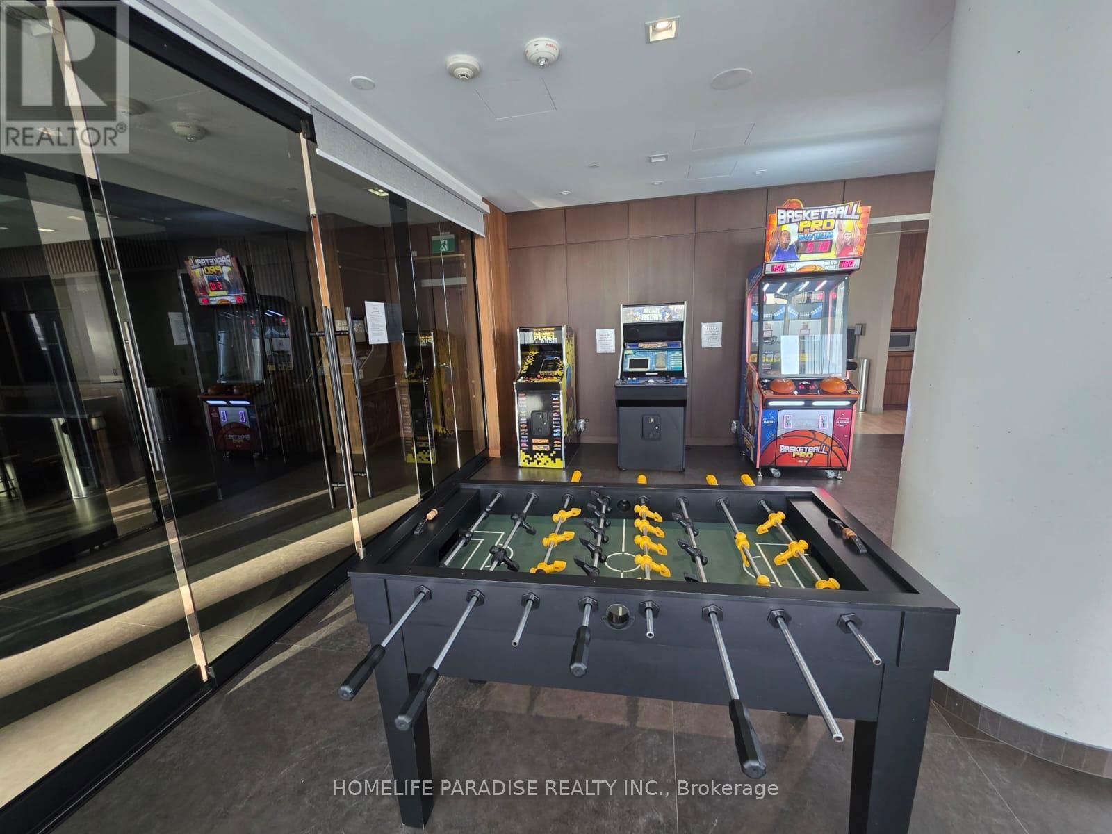 812 - 950 PORTAGE PARKWAY Image 30