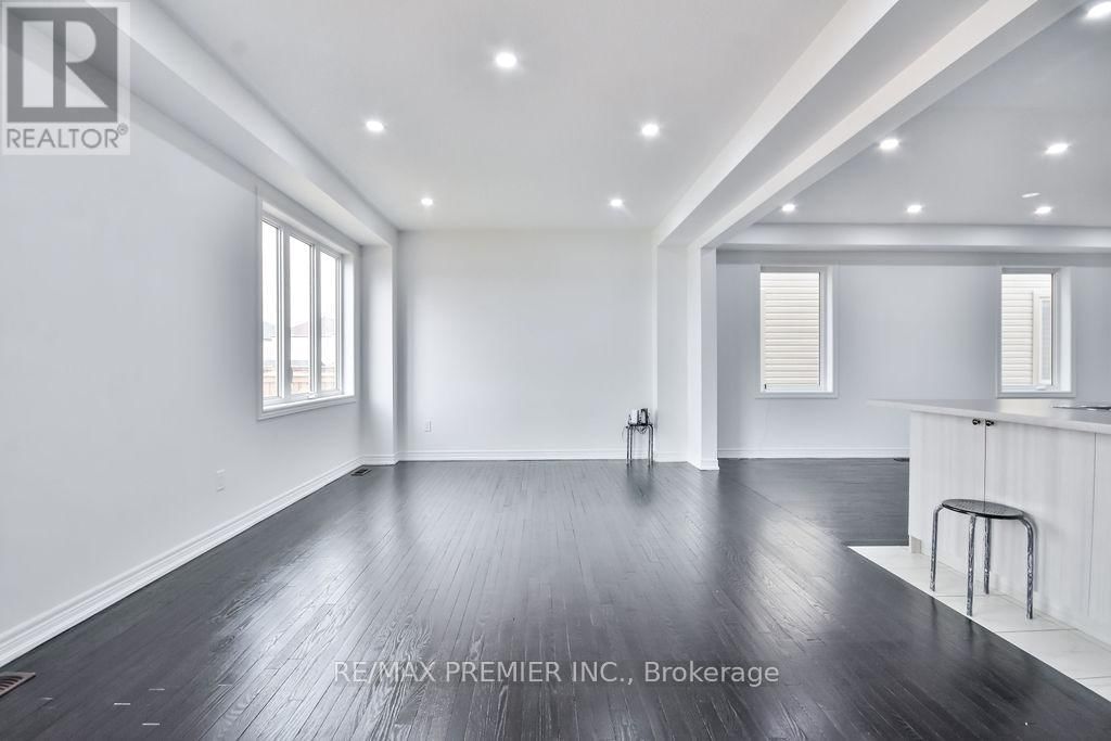 51 SASCO WAY Image 12