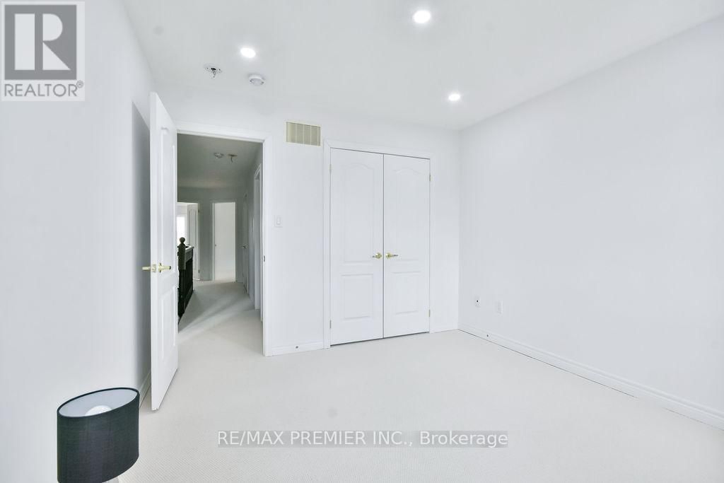 51 SASCO WAY Image 29